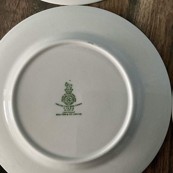 Set of Royal Doulton Bread Plate Tiara 6.5โ English Fine Bone China - Picture 6 of 6